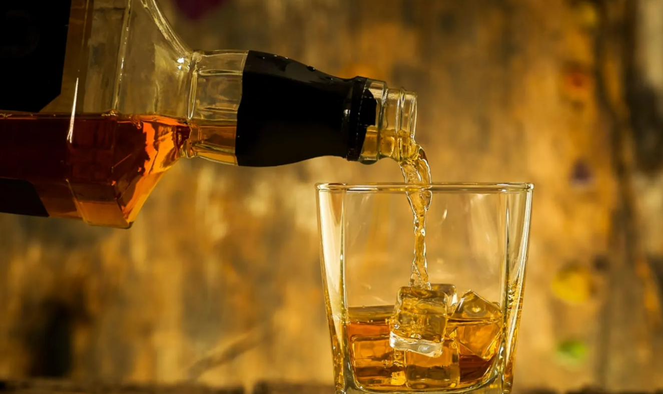 Exploring the Difference Between "Peated" and "Smoky" Characteristics in Whisky